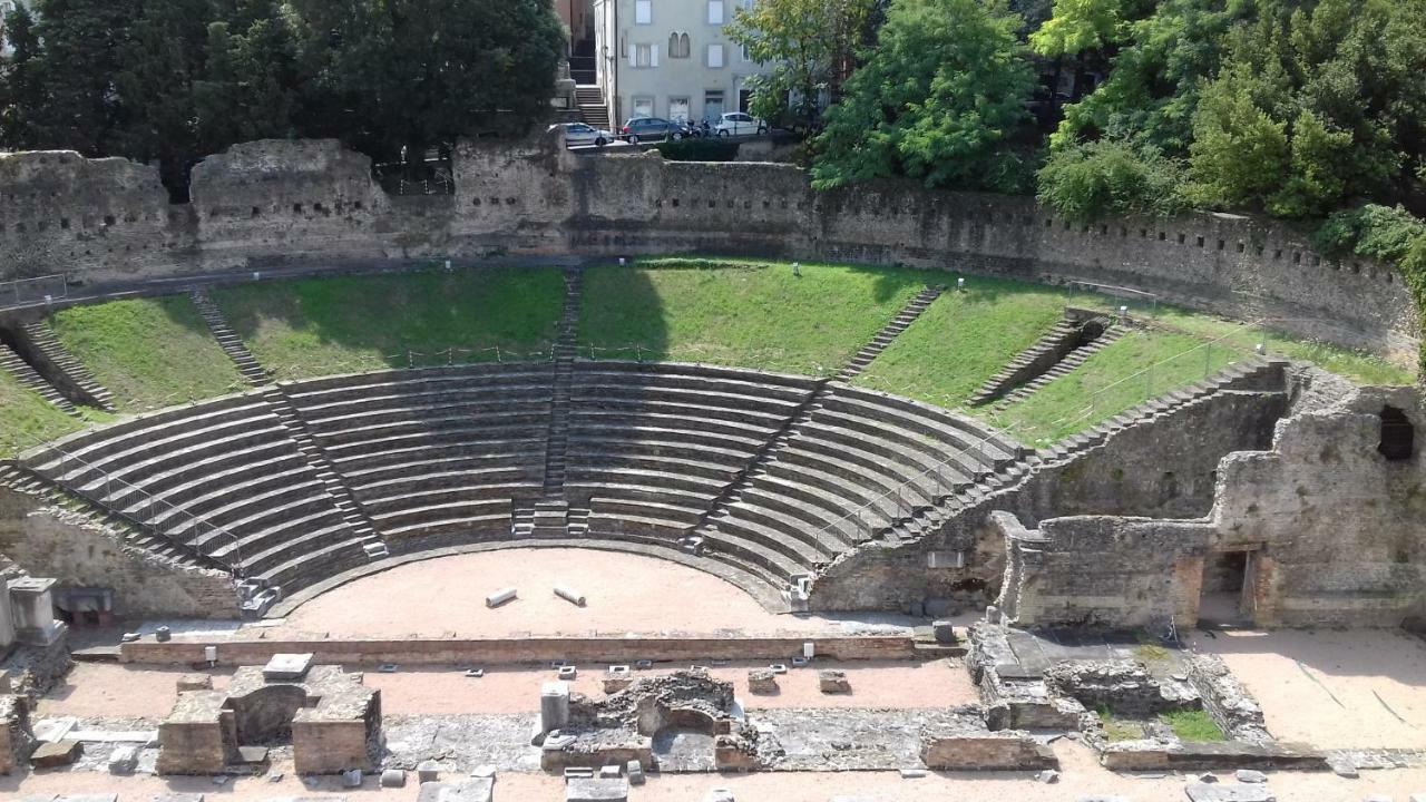 Casarcobaleno Apartment Trieste Bagian luar foto